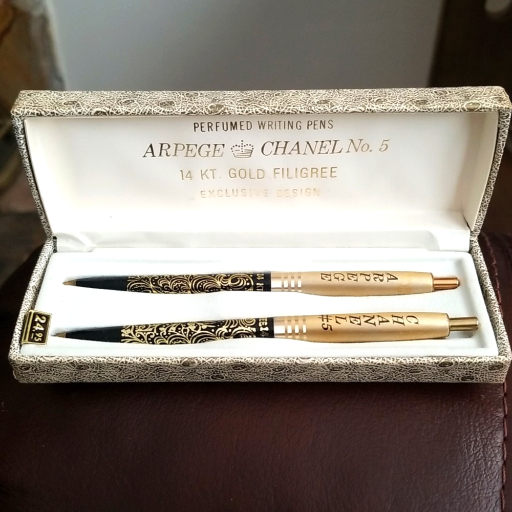 Arpege 14kt gold filigree arpege chanel #5 perfumed writing pen